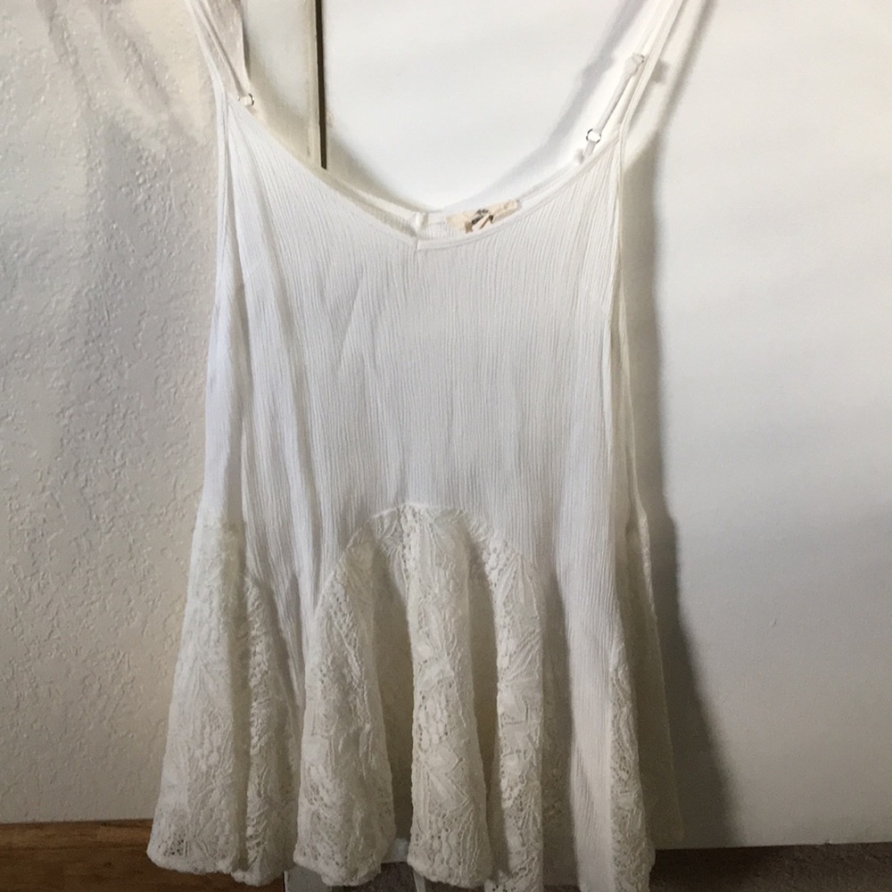 White tank